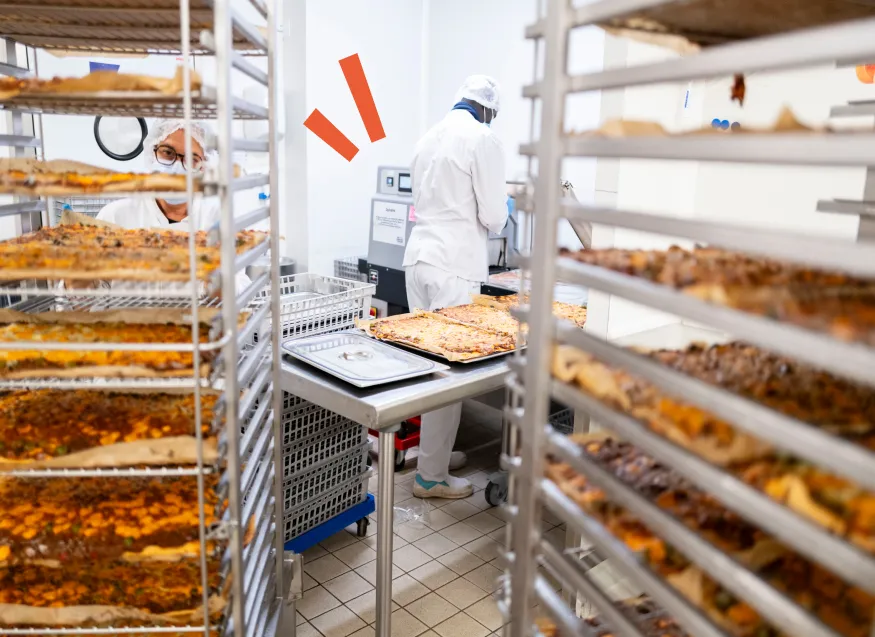Préparation pizzas Cantines du ponant